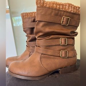 Justfab Slip-on Faux Leather Booties (Size 9)
